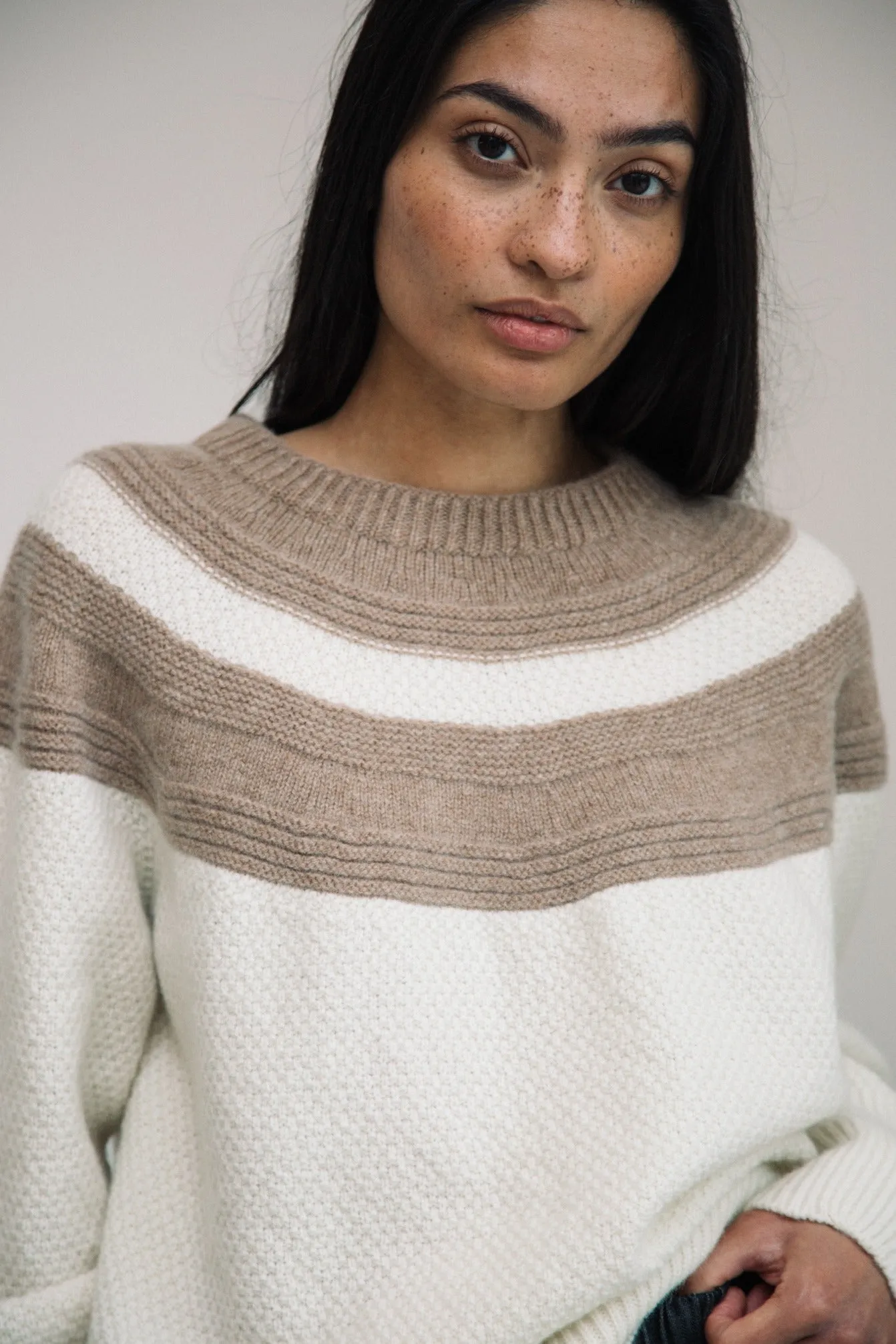 Minako Lambswool Jumper in Oatmeal and Ecru